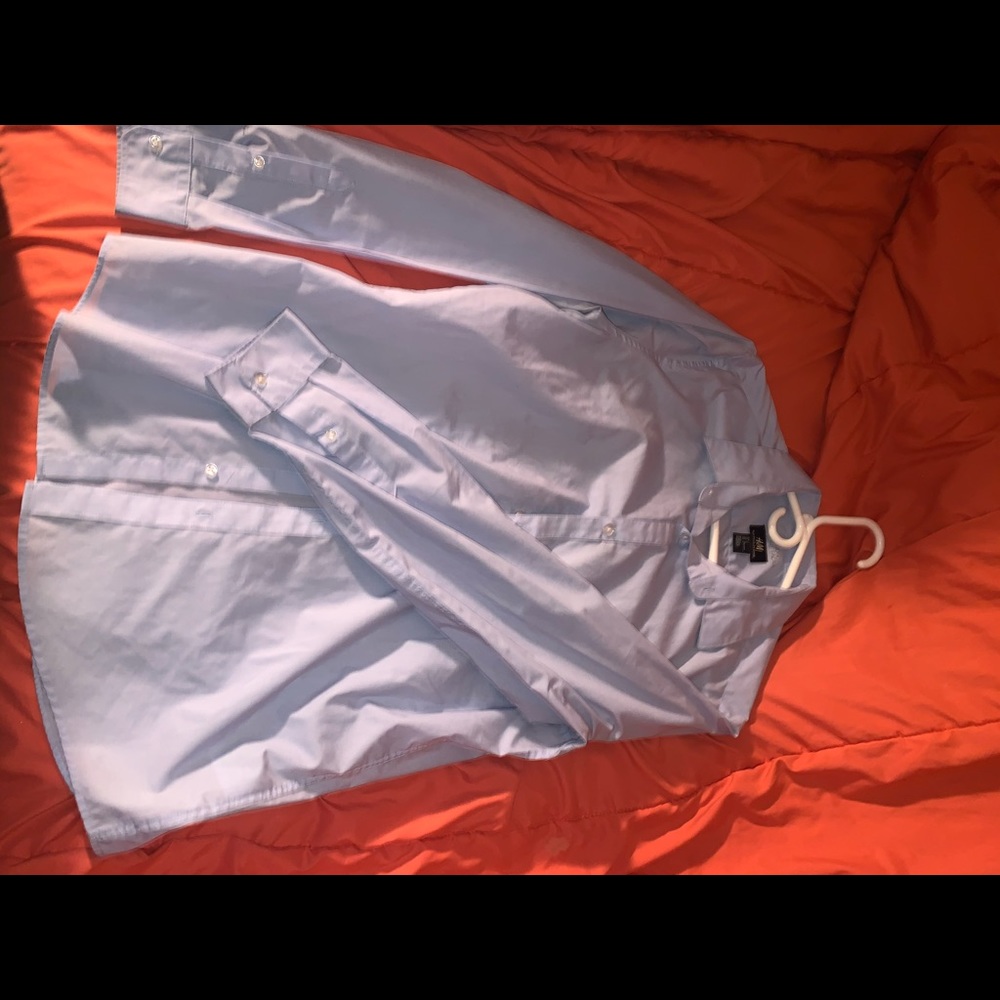 Button down shirt - Picture 3 of 3